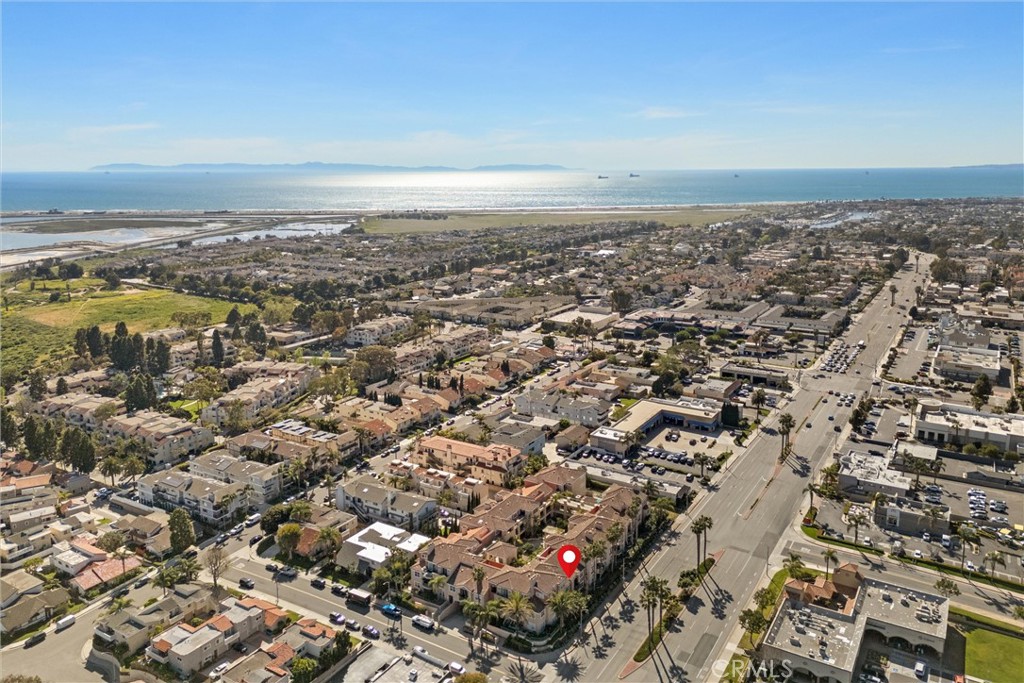 5142 Warner Ave 209, Huntington Beach CA 92649 - photo 1