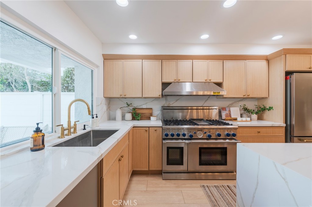 518 19th, Huntington Beach CA 92648 - photo 12