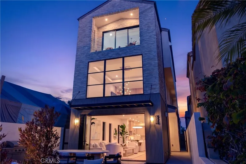 520 11th Street, Huntington Beach, CA 92648