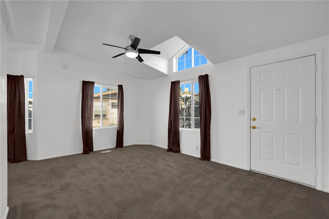 living room from front entrance without furniture - 5200 Heil Avenue 28, Huntington Beach CA 92649 - photo 3