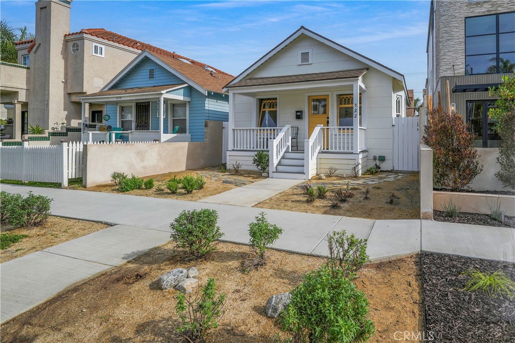 522 11th, Huntington Beach CA 92648 - photo 1