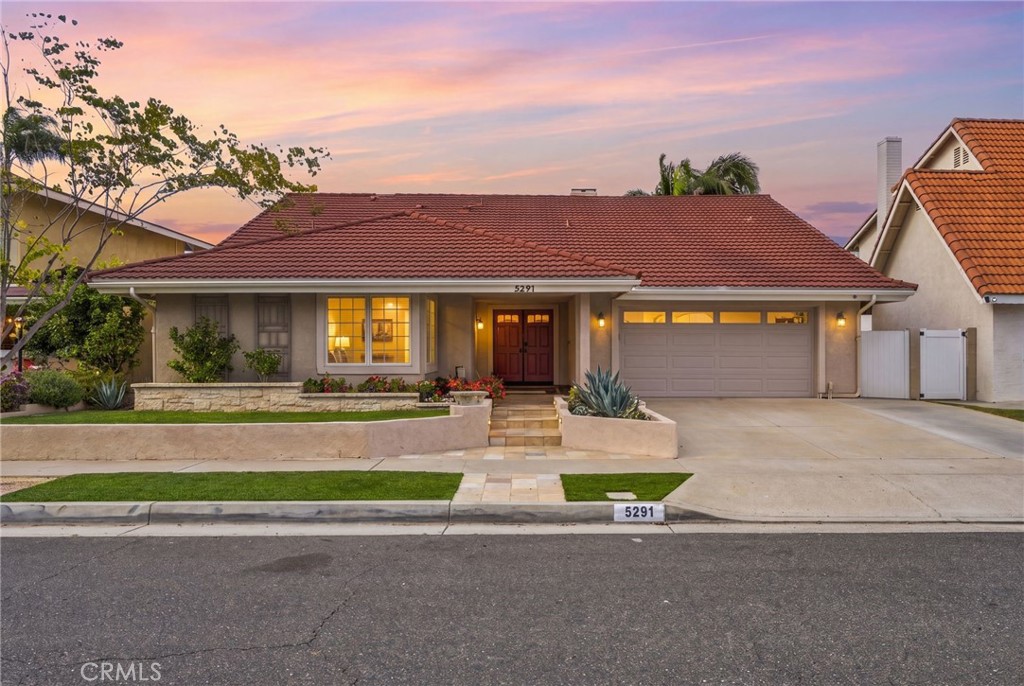 5291 Kenilworth, Huntington Beach CA 92649 - photo 2