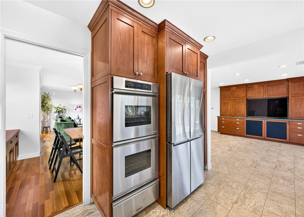 5291 Kenilworth, Huntington Beach CA 92649 - photo 14