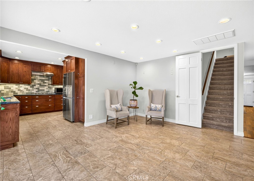 5291 Kenilworth, Huntington Beach CA 92649 - photo 19