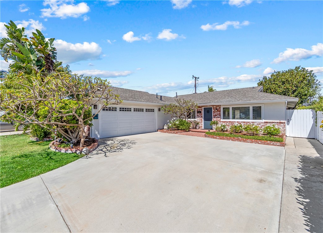 5541 Tangiers Dr, Huntington Beach CA 92647 - photo 1