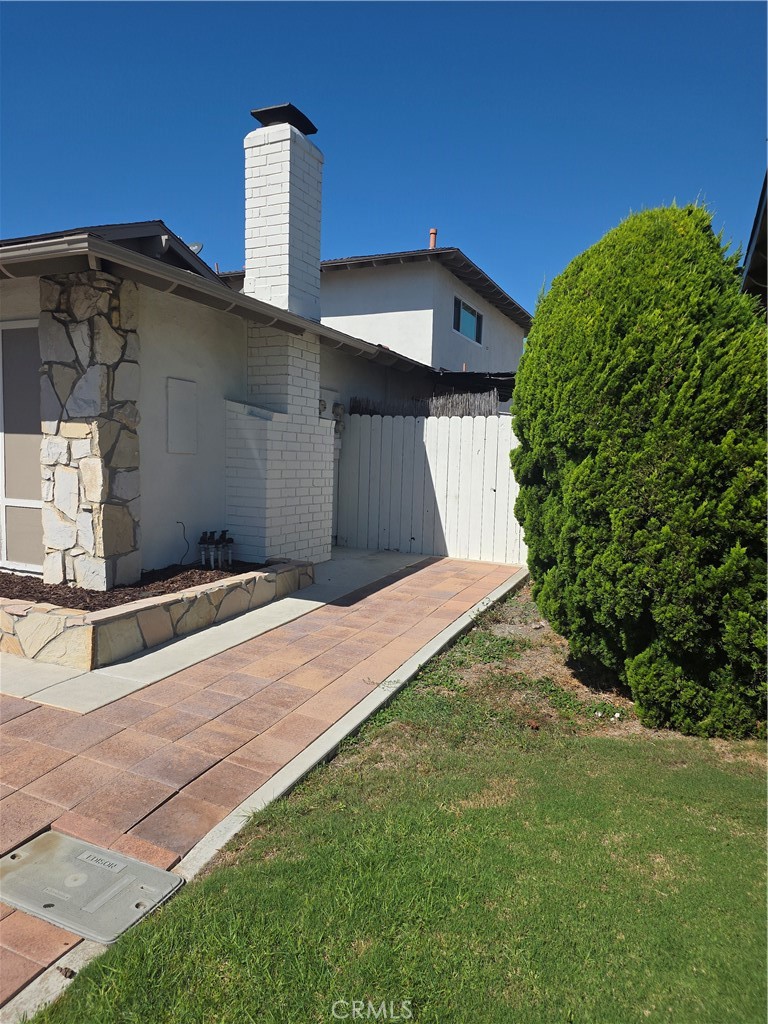 5561 Reno, Huntington Beach CA 92649 - photo 5