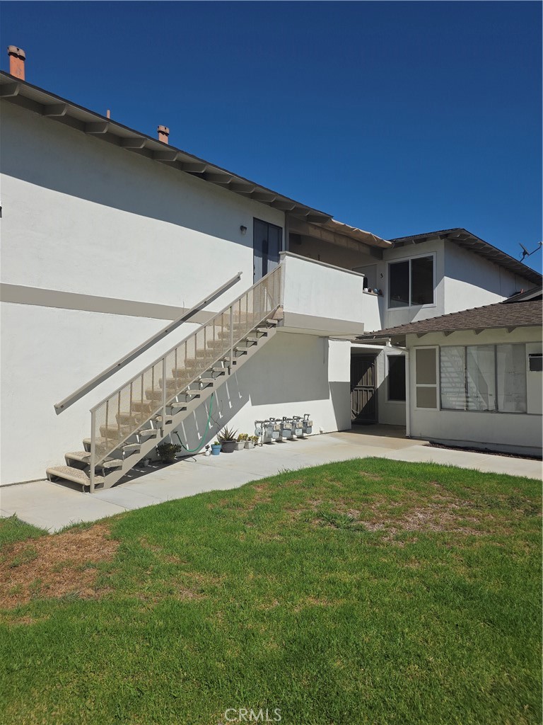 5561 Reno, Huntington Beach CA 92649 - photo 8