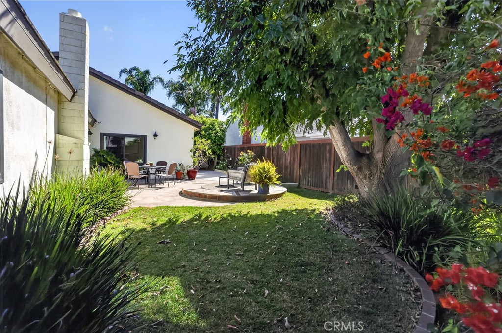 5572 Ludlow Circle, Huntington Beach CA 92649 - photo 6