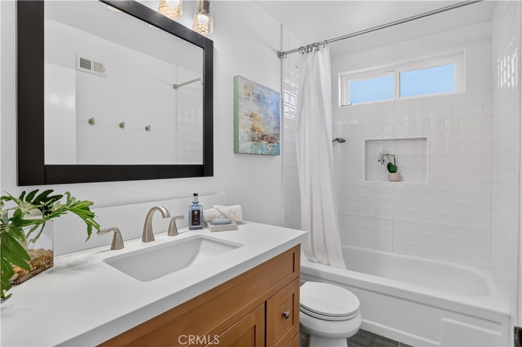 5572 Ludlow Circle, Huntington Beach CA 92649 - photo 18