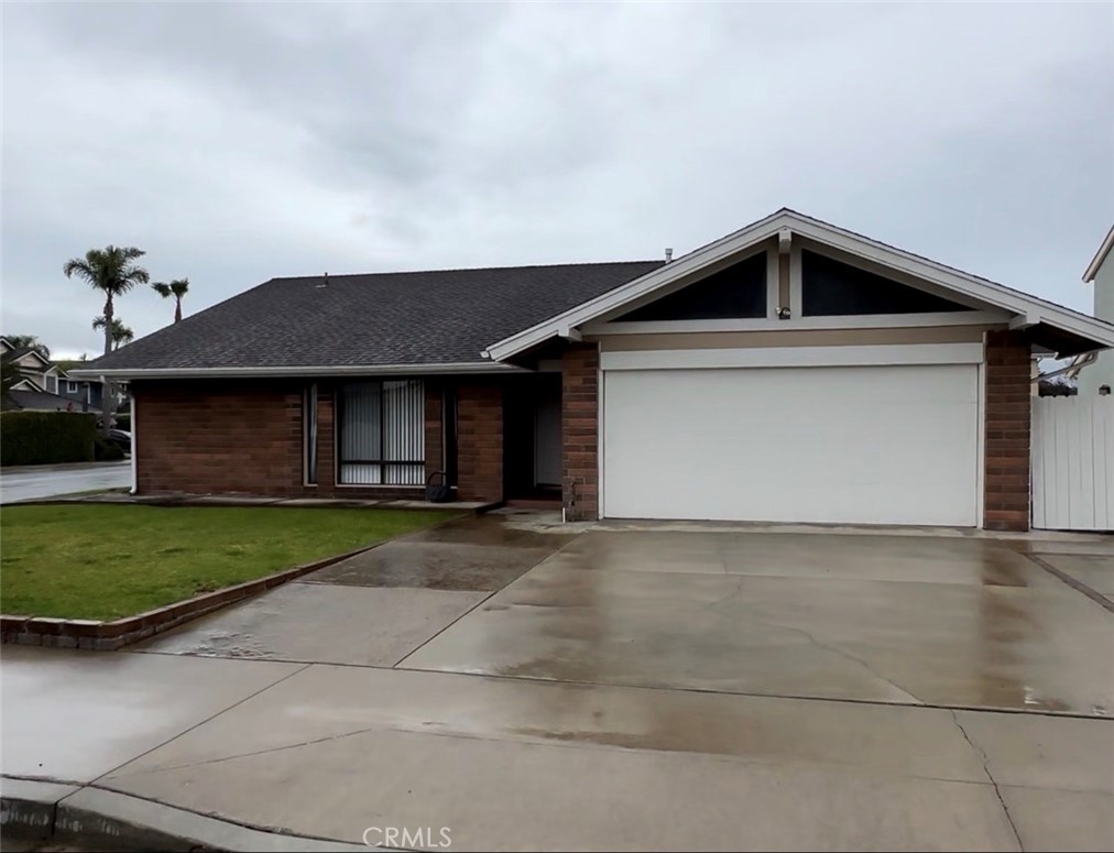 5622 Ridgebury, Huntington Beach CA 92649 - photo 1