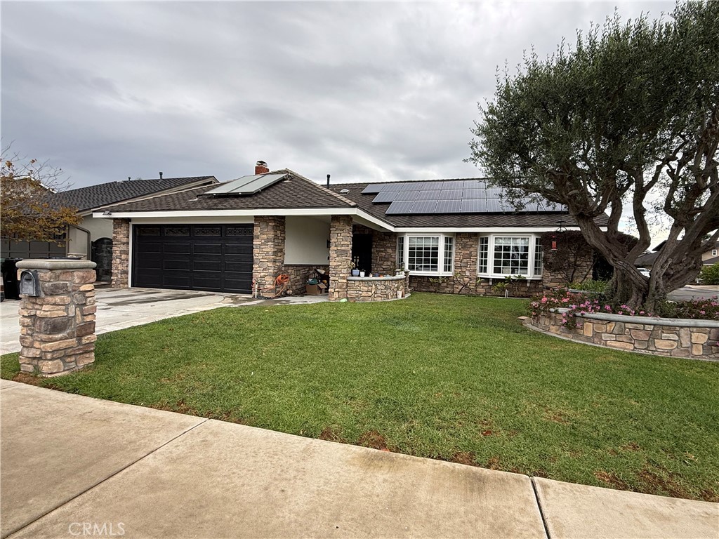 5631 Selkirk, Huntington Beach CA 92649 - photo 1