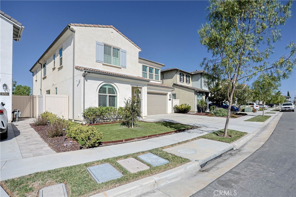 5731 Windchime Drive, Huntington Beach CA 92647 - photo 2