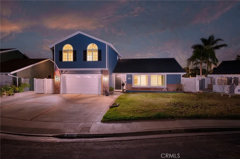 5761 Rogers Drive, Huntington Beach, CA 92649