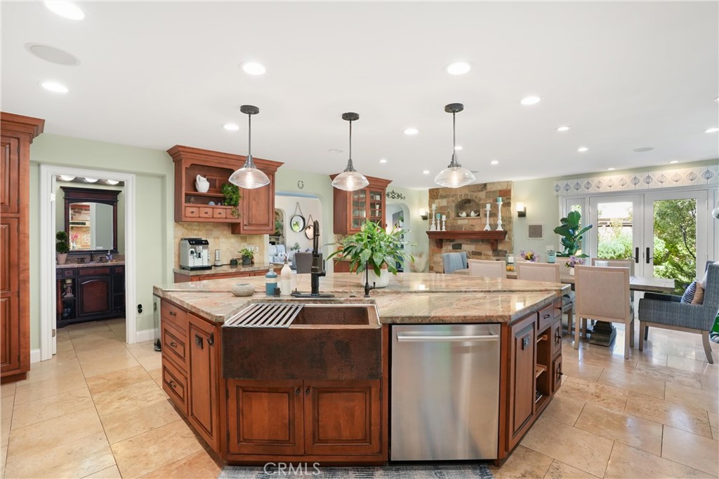 Great Island With Eating Area and Sink - 5771 Grimsby Drive, Huntington Beach CA 92649 - photo 23