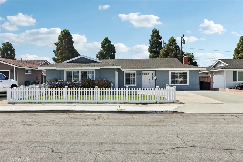 5792 Venturi Drive, Huntington Beach