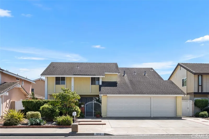 5852 Bellfield, Huntington Beach, CA 92648