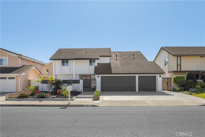 5852 Bellfield Lane, Huntington Beach, CA 92648