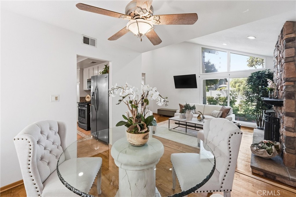 5872 Meadowbrook Drive, Huntington Beach CA 92649 - photo 14