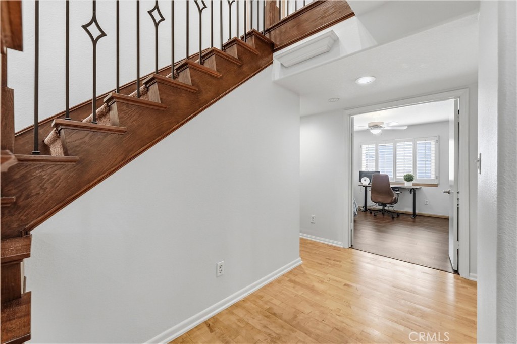 5872 Meadowbrook Drive, Huntington Beach CA 92649 - photo 26