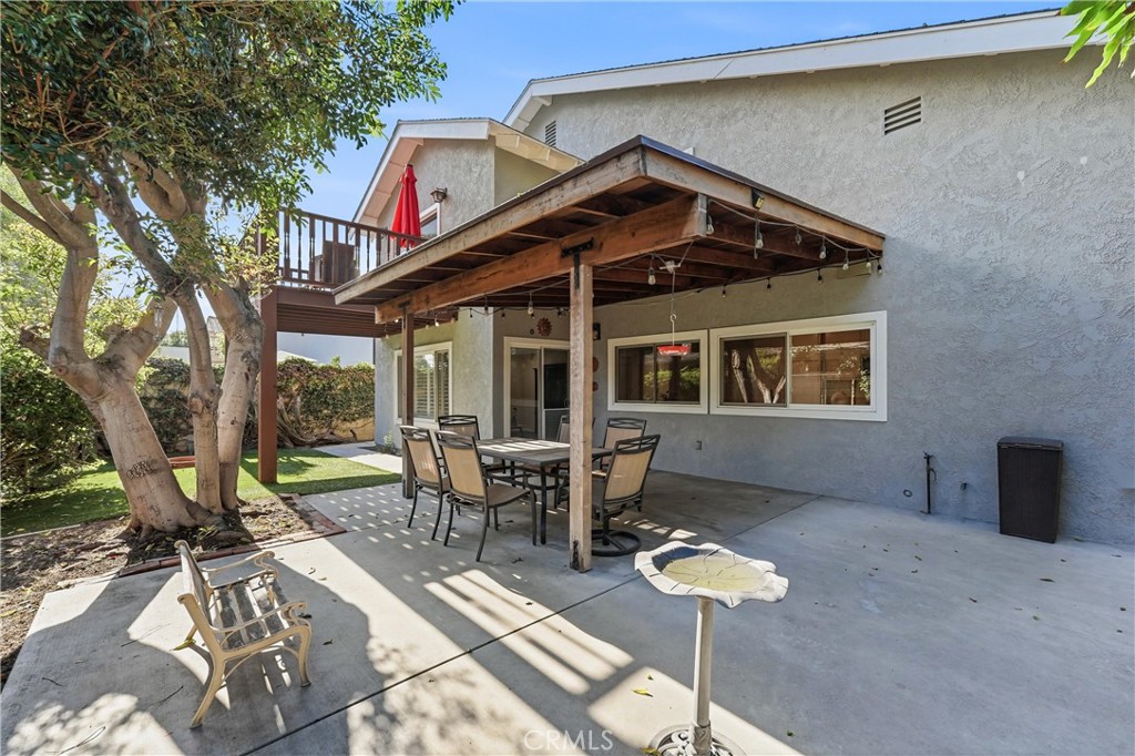 5872 Meadowbrook Drive, Huntington Beach CA 92649 - photo 33