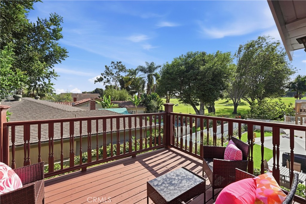 5872 Meadowbrook Drive, Huntington Beach CA 92649 - photo 42