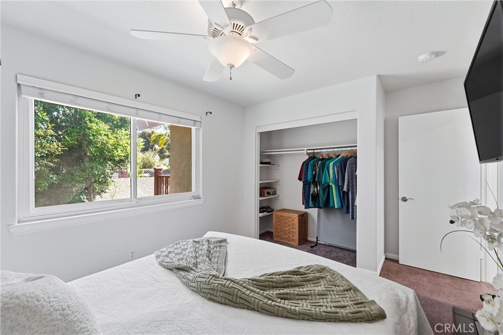 5872 Meadowbrook Drive, Huntington Beach CA 92649 - photo 50