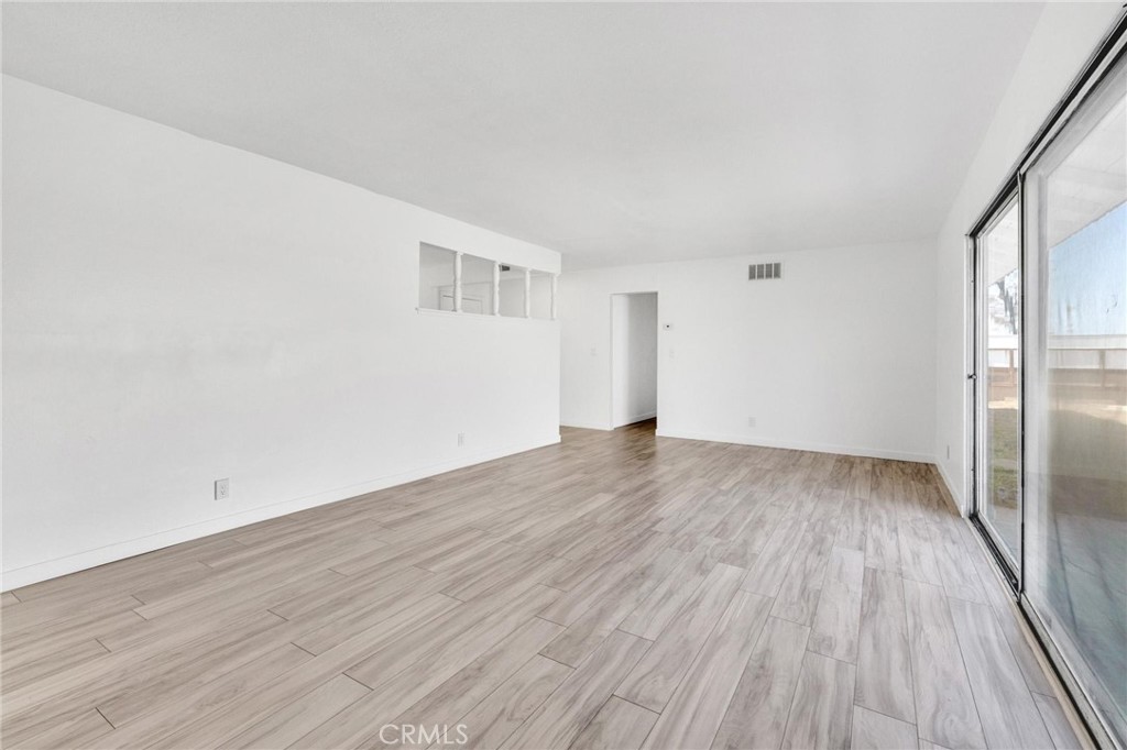 6001 Welde, Huntington Beach CA 92647 - photo 2