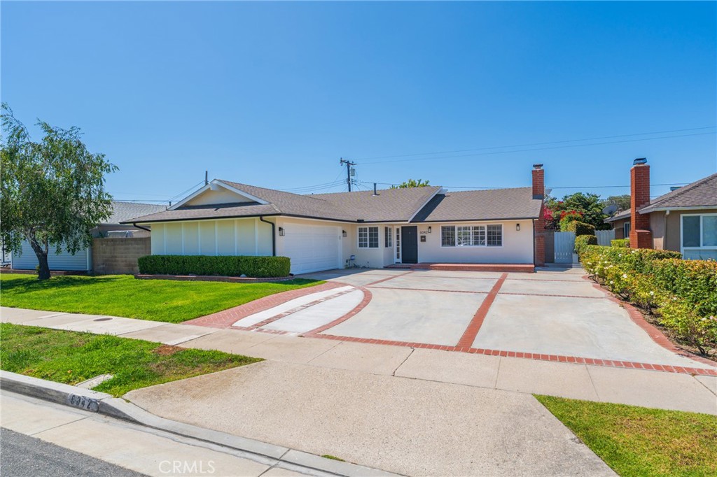 6042 Stone, Huntington Beach CA 92647 - photo 1