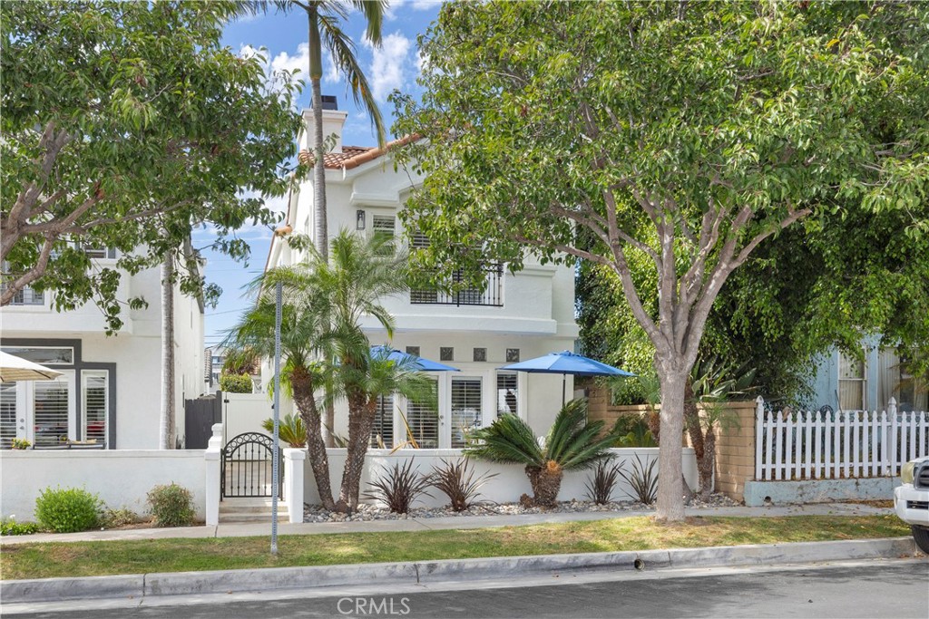 605 California Street, Huntington Beach CA 92648 - photo 1