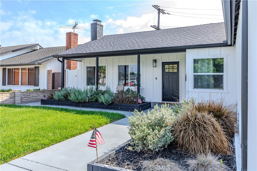 6082 Royalist, Huntington Beach CA 92647 - photo 1