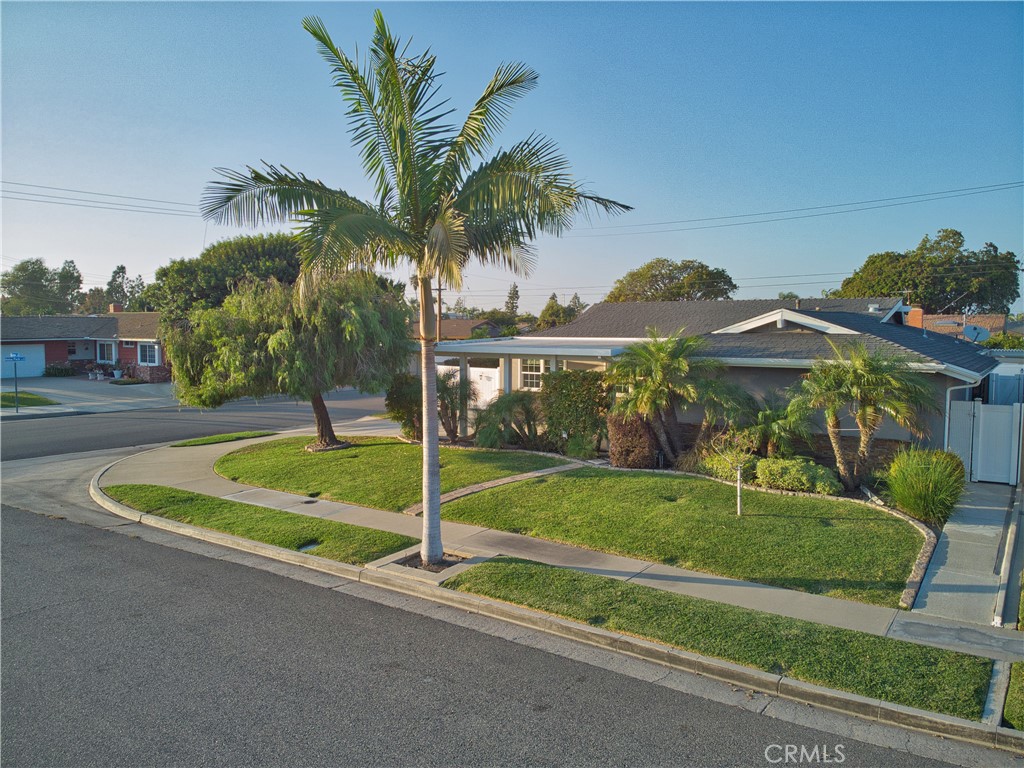 6091 DUNDEE Drive, Huntington Beach CA 92647 - photo 1