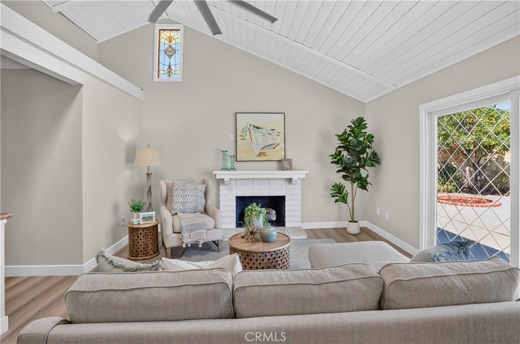 6121 Arrowhead Drive, Huntington Beach CA 92647 - photo 10