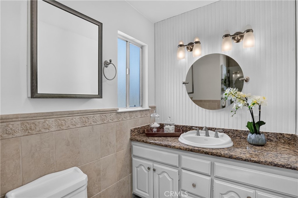 6121 Arrowhead Drive, Huntington Beach CA 92647 - photo 16