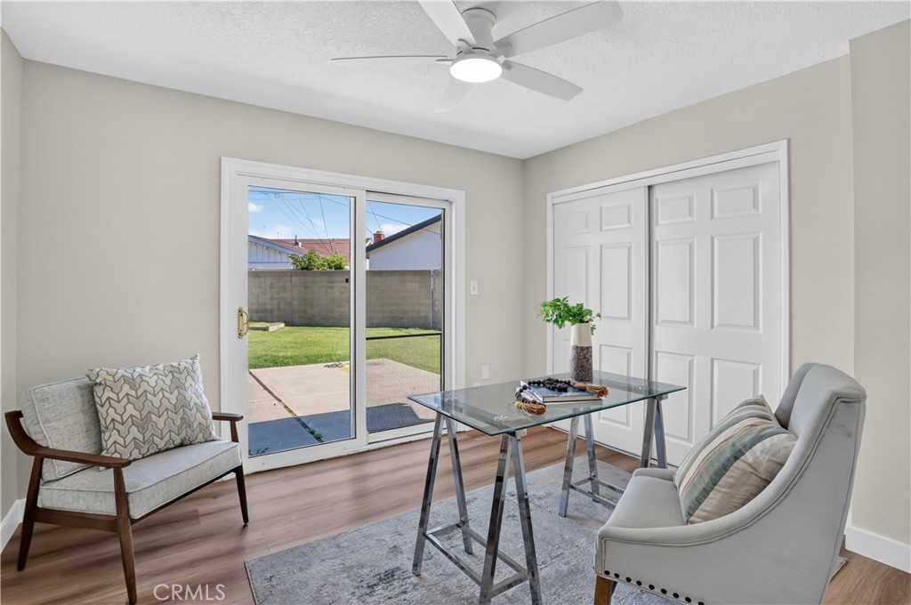 6121 Arrowhead Drive, Huntington Beach CA 92647 - photo 20