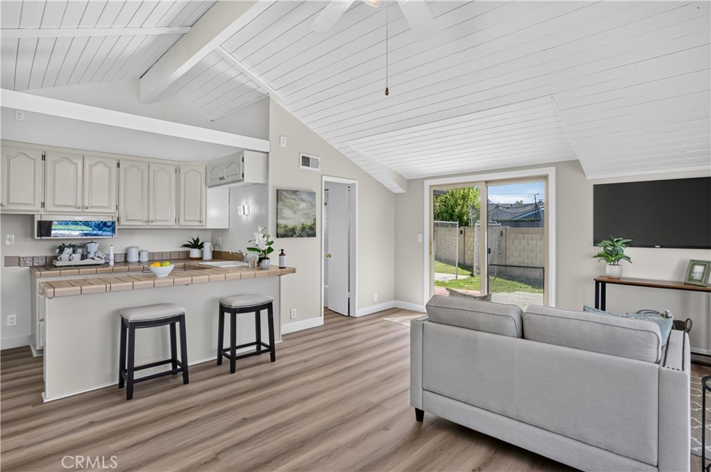 6121 Arrowhead Drive, Huntington Beach CA 92647 - photo 21