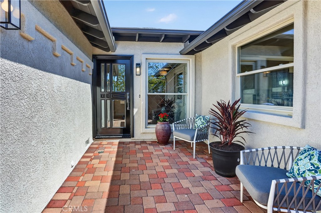 6121 Arrowhead Drive, Huntington Beach CA 92647 - photo 37