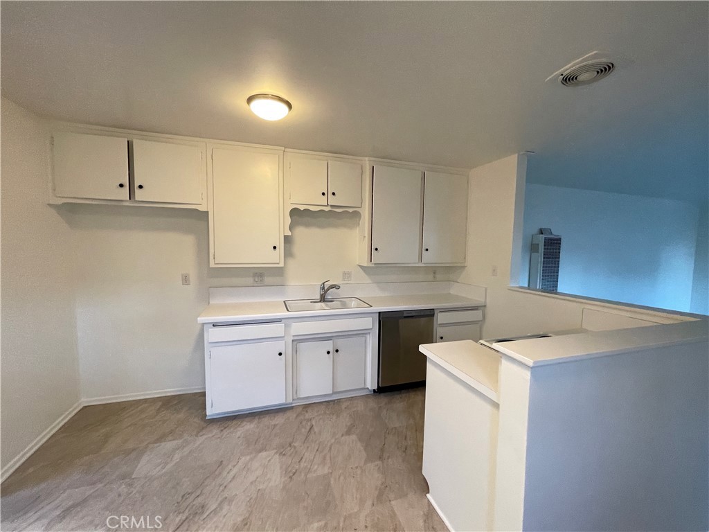 614 15th Street, Huntington Beach CA 92648 - photo 10