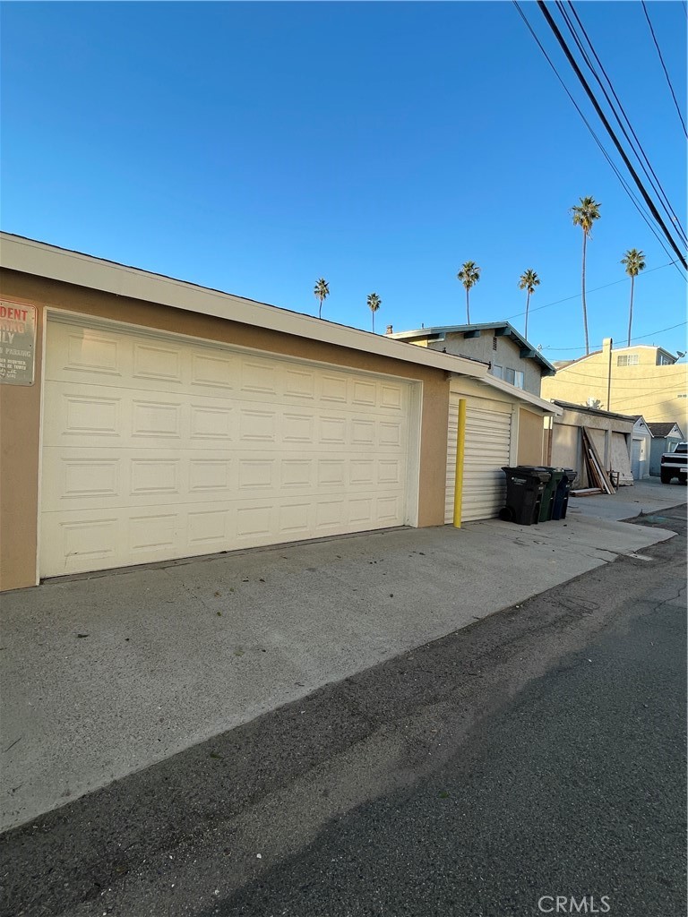 Garage Door Off Alley - 614 15th Street, Huntington Beach CA 92648 - photo 40