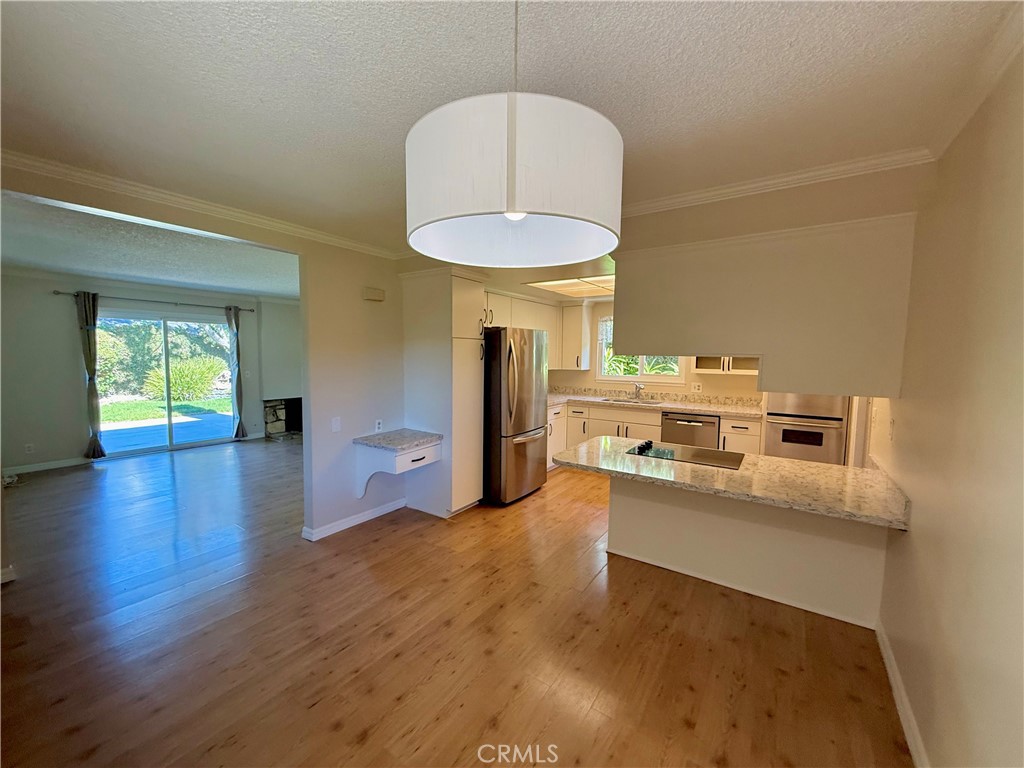 6141 Montecito Drive, Huntington Beach CA 92647 - photo 8