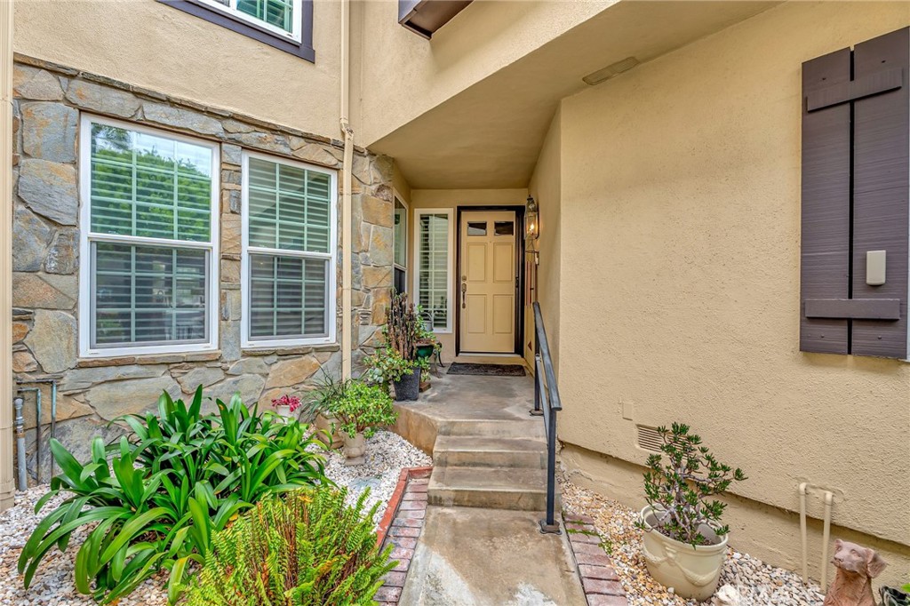 6146 Eaglecrest Drive, Huntington Beach CA 92648 - photo 4