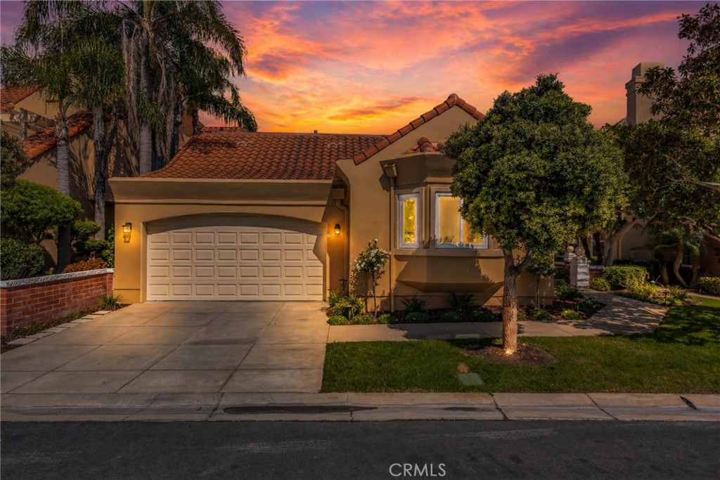 6235 Greenbrier Drive, Huntington Beach CA 92648 - photo 1