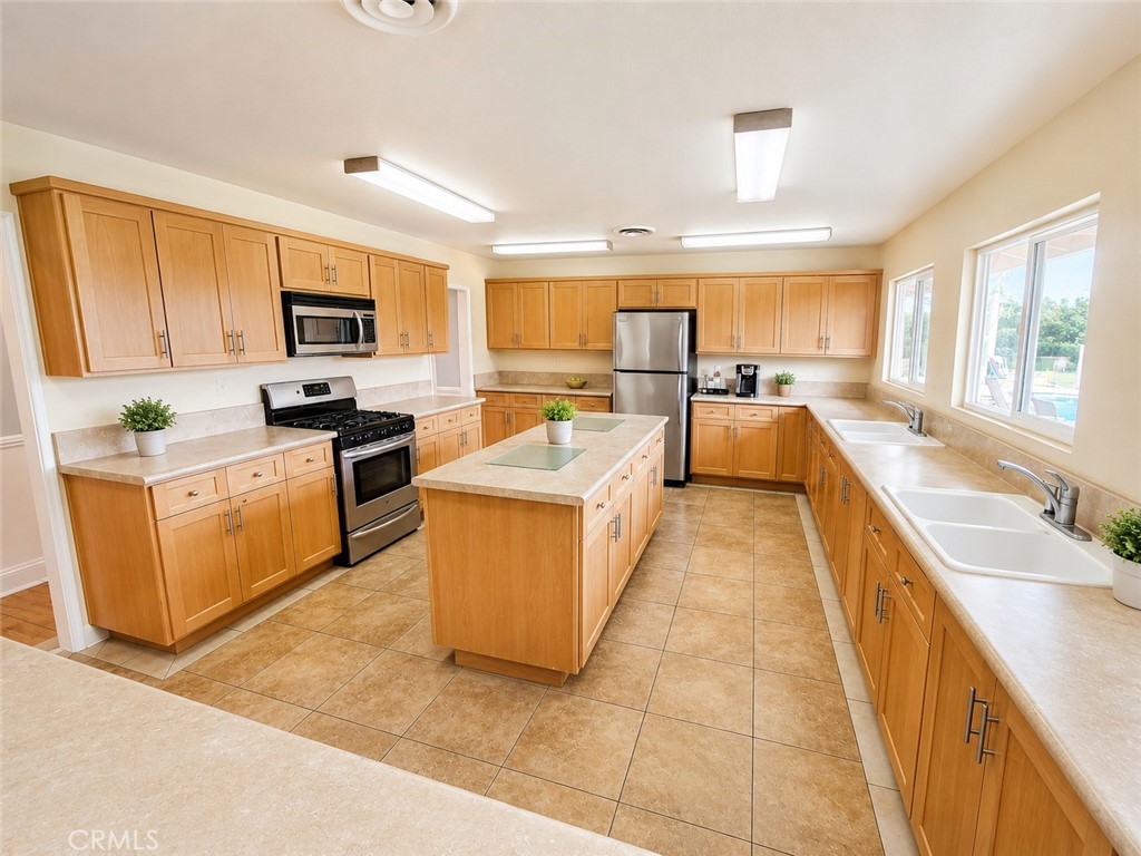 6241 Warner 228, Huntington Beach CA 92647 - photo 11