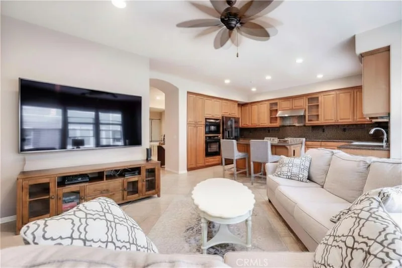 6251 Pacific Pointe Drive 17, Huntington Beach, CA 92648