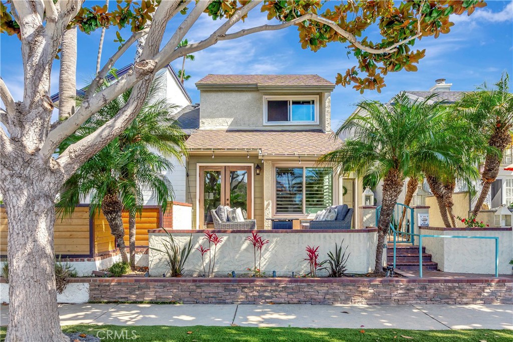 626 9th Street, Huntington Beach CA 92648 - photo 1
