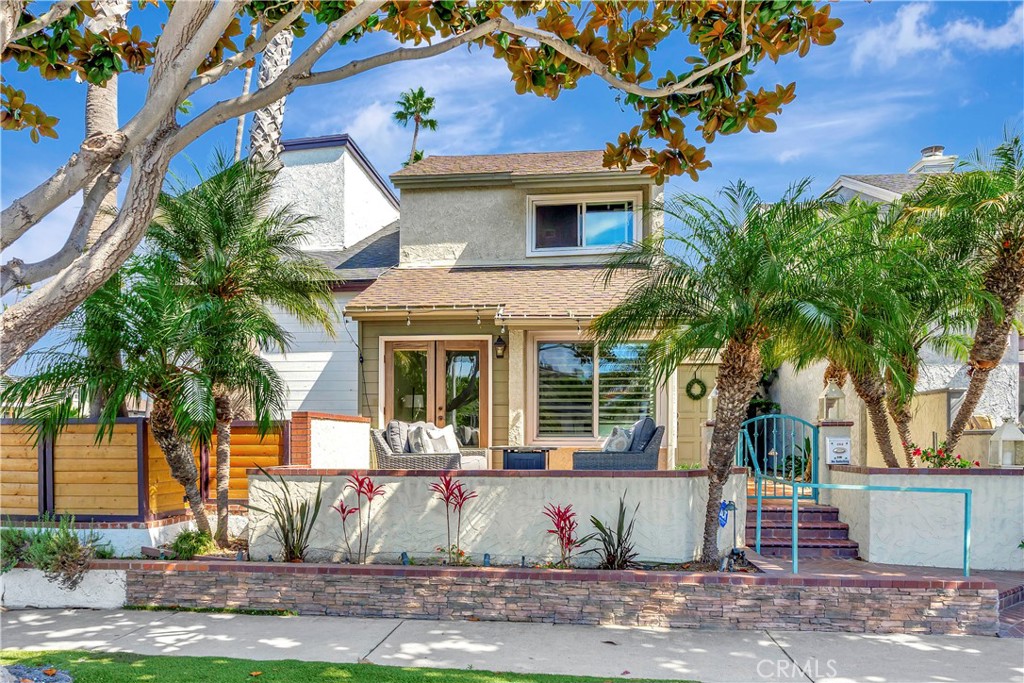 626 9th Street, Huntington Beach CA 92648 - photo 1