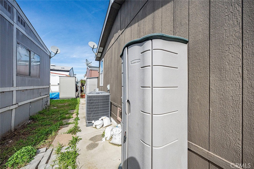 6301 Warner 53, Huntington Beach CA 92647 - photo 19