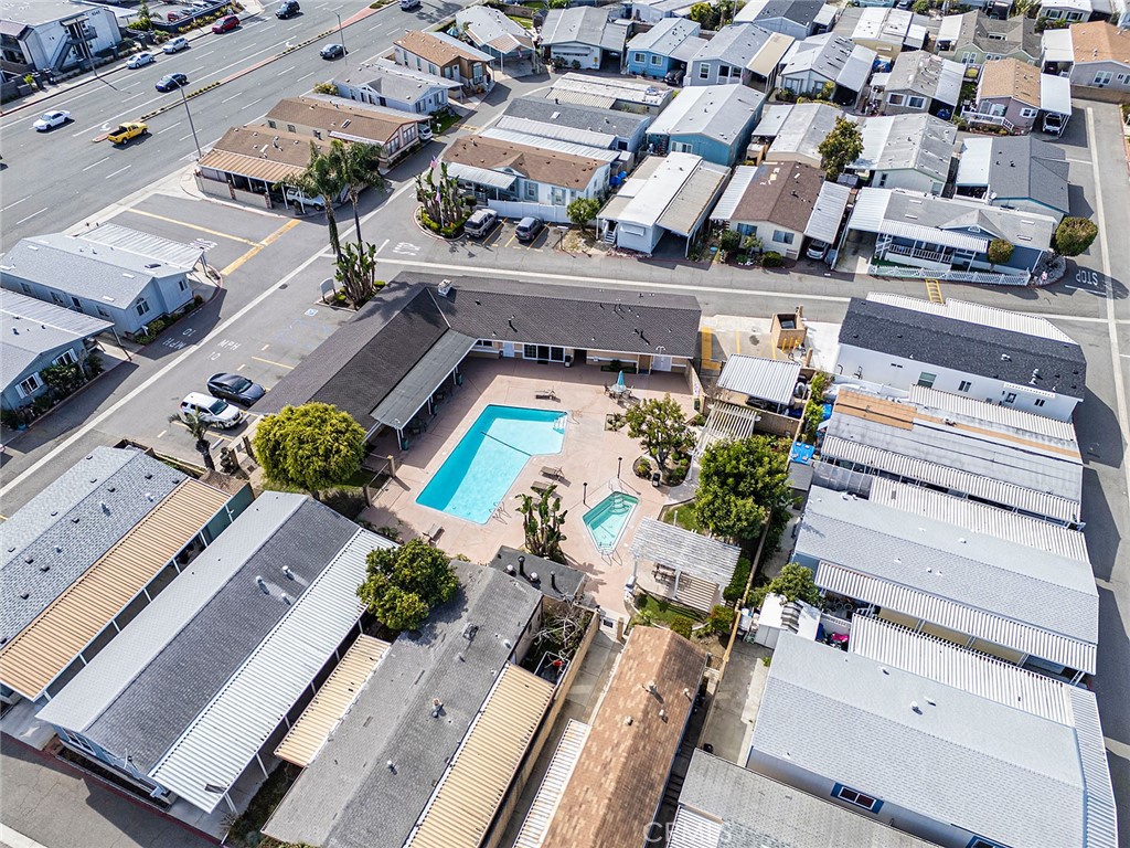 6301 Warner 53, Huntington Beach CA 92647 - photo 45