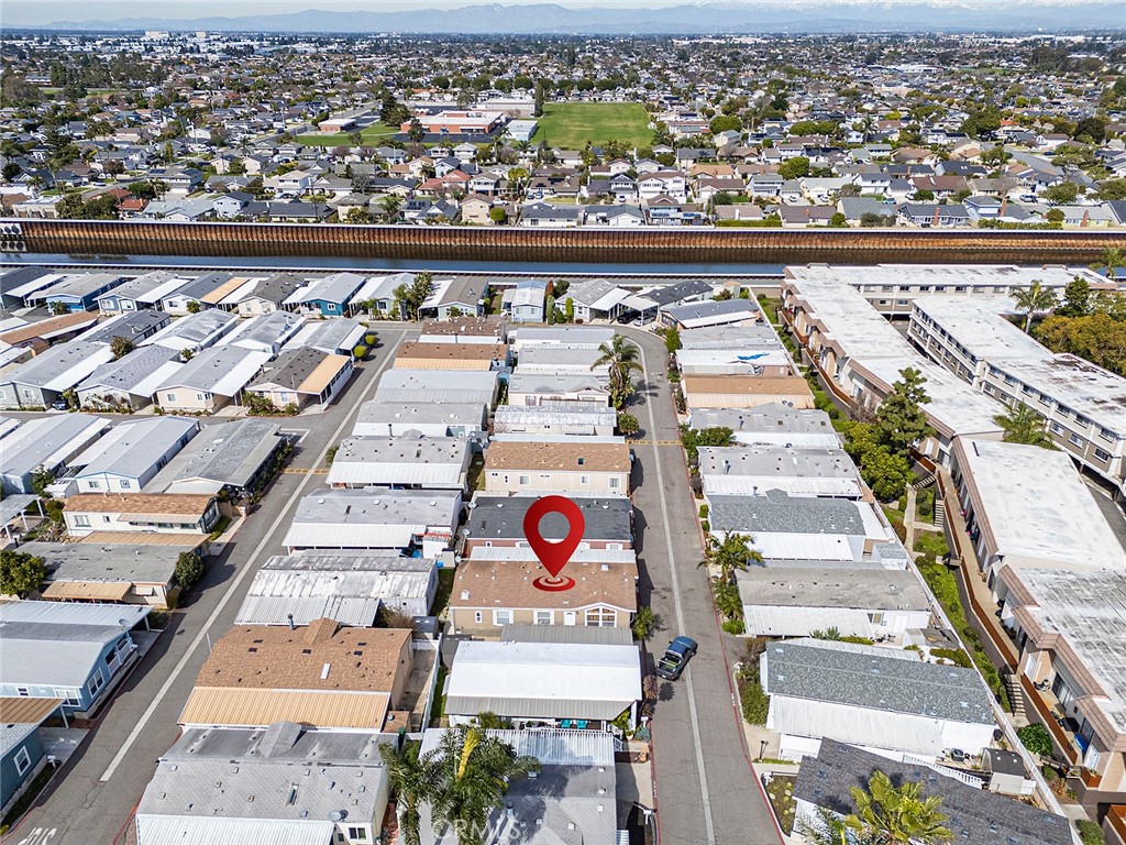 6301 Warner 53, Huntington Beach CA 92647 - photo 48