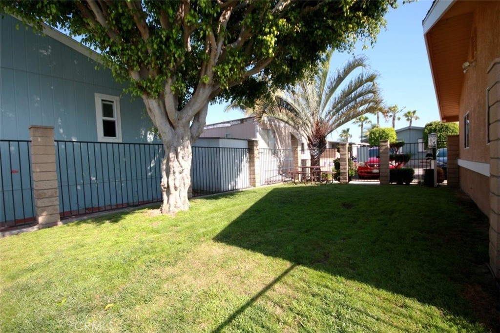 Park Pictures - 6301 Warner Avenue 93, Huntington Beach CA 92647 - photo 33