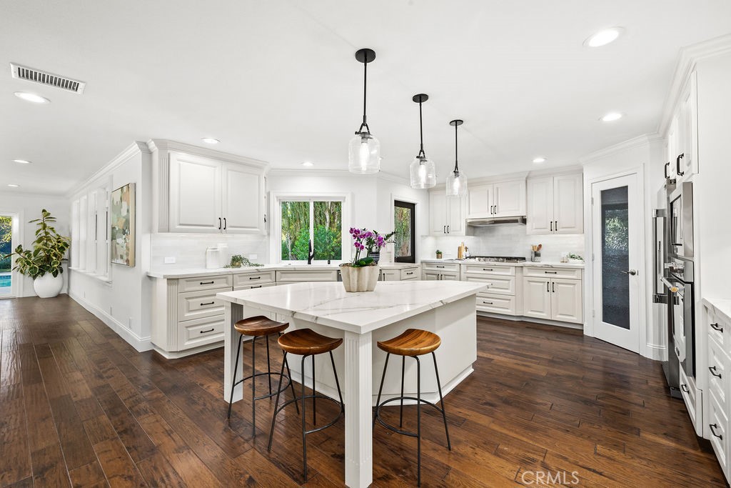 Lovely Kitchen - Hardwood Floors - 6402 Athena Drive, Huntington Beach CA 92647 - photo 5